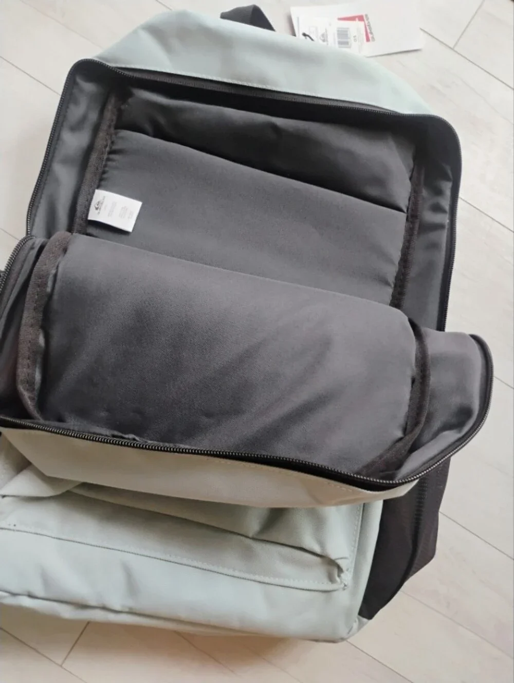 QUIKSILVER NEW Locket Backpack With Laptop Sleeve